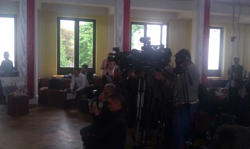 Konferencja Kwaśniewskiego i Kalisza spotkała się ze sporym zainteresowaniem mediów.