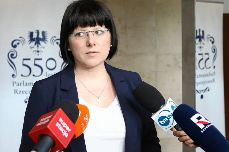 Kaja Godek tłumaczy pedofilię w Kościele.
