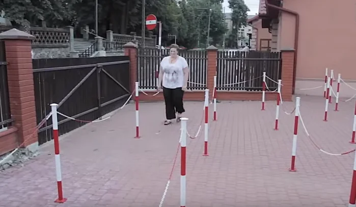 Labirynt przed gospodą