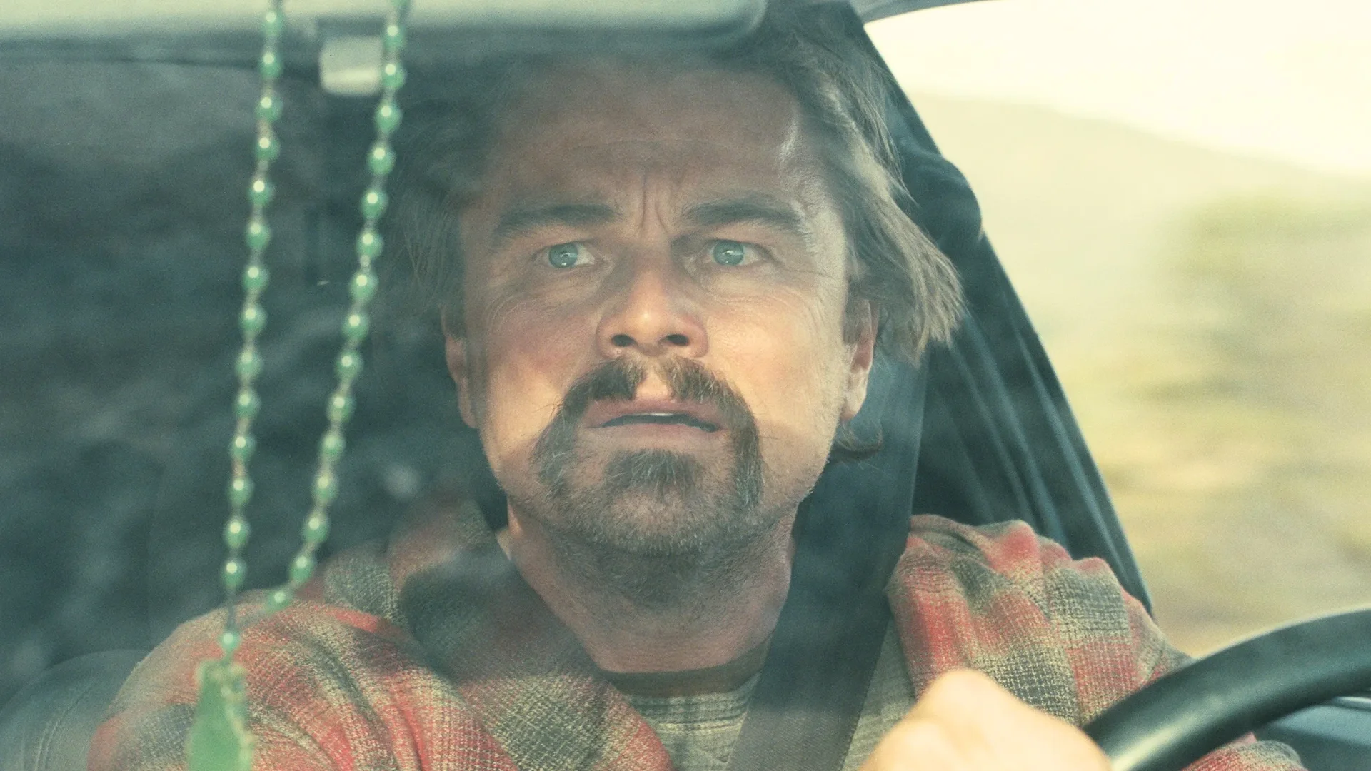 Leonardo DiCaprio w filmie "Jedna bitwa po drugiej"