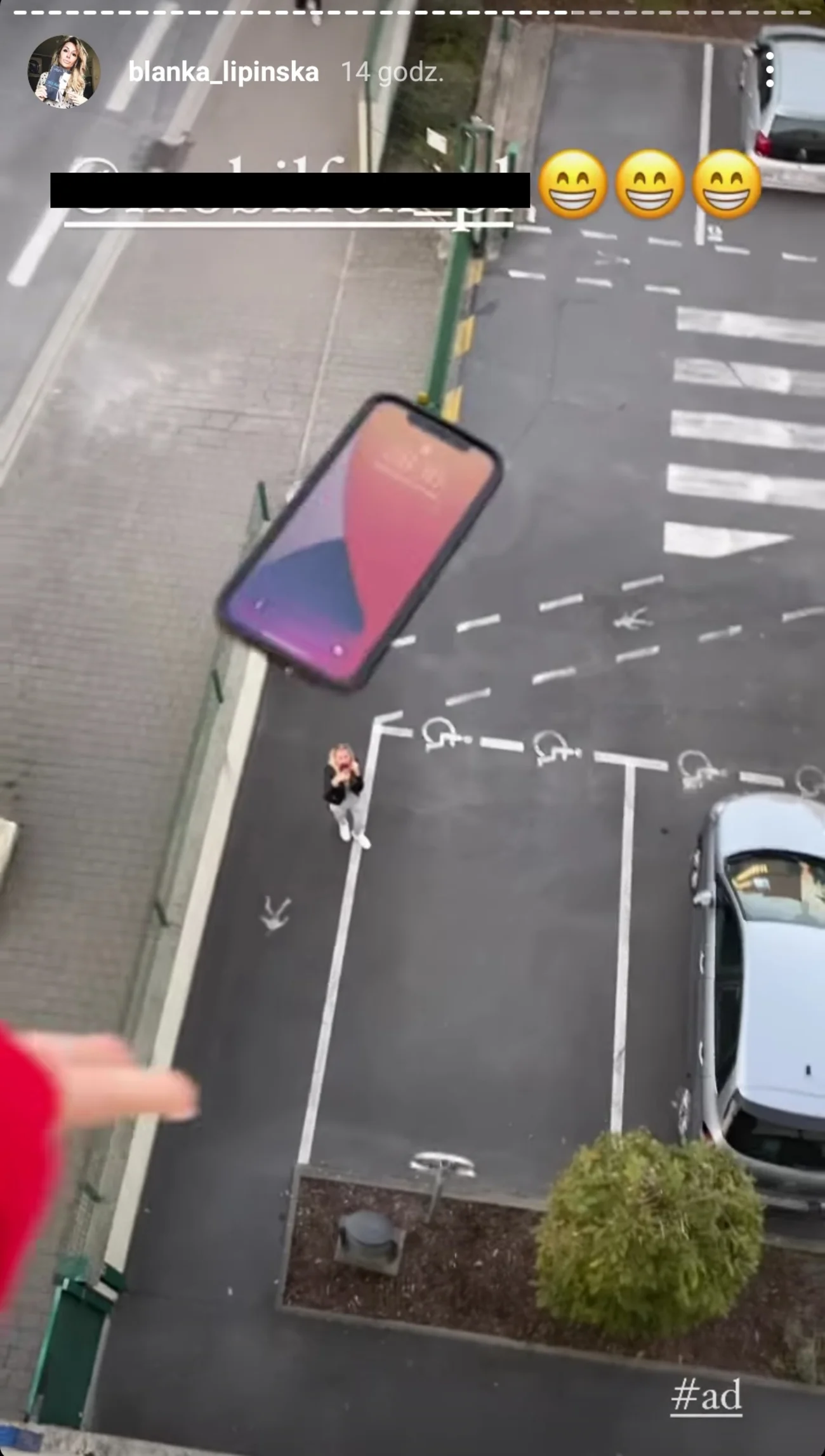 Blanka Lipińska rzuca Iphonem 12 z okna hotelu w Paryżu
