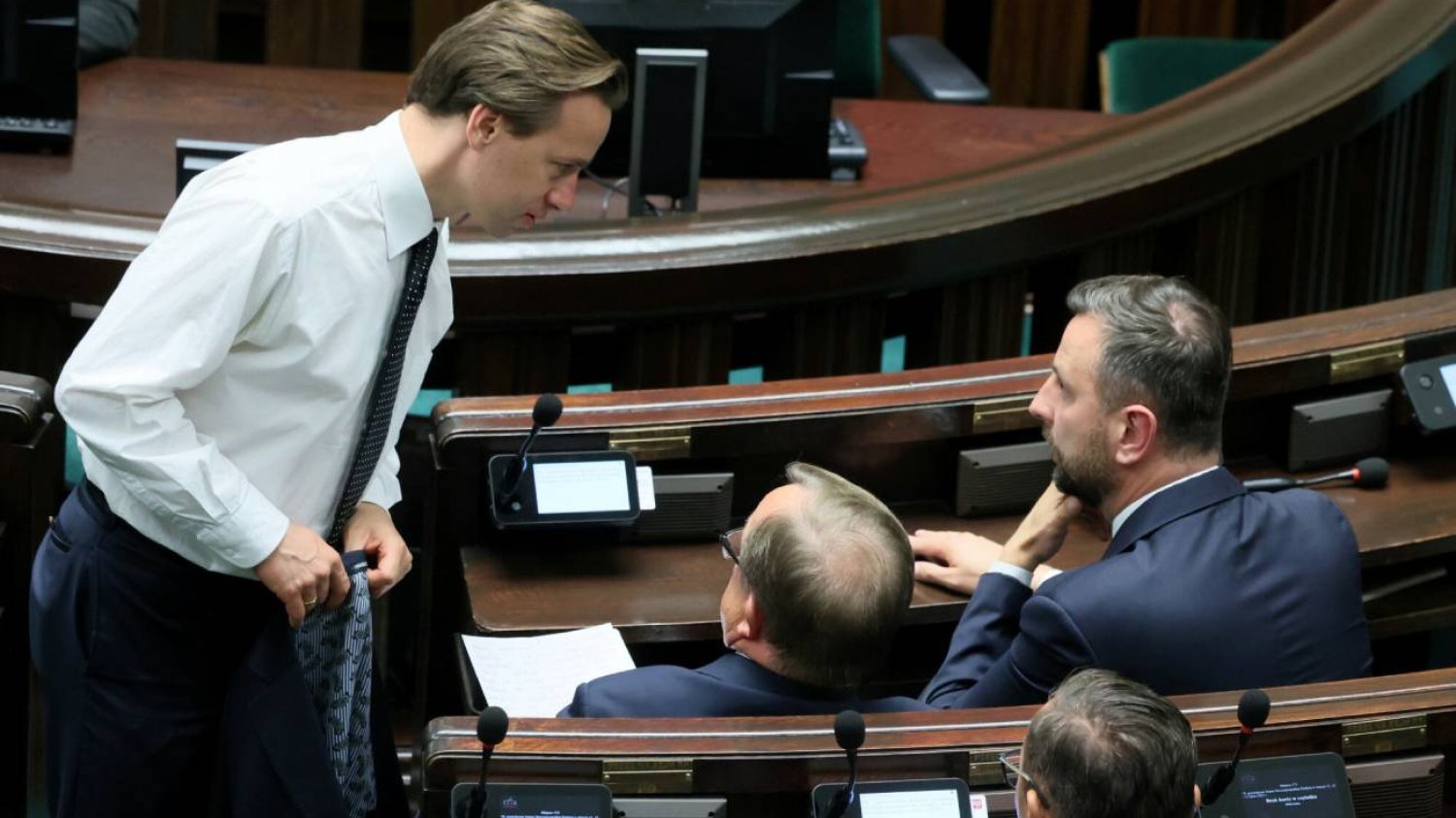 Zamknięte posiedzenie Sejmu już w marcu. Bosak mówi, czego będzie dotyczyć