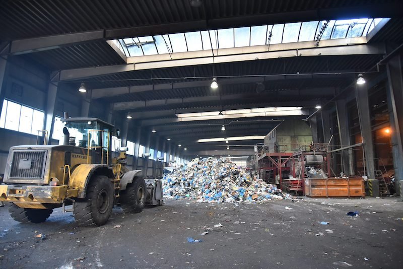 Ukraińcy chcą nam oddać swoje śmieci.