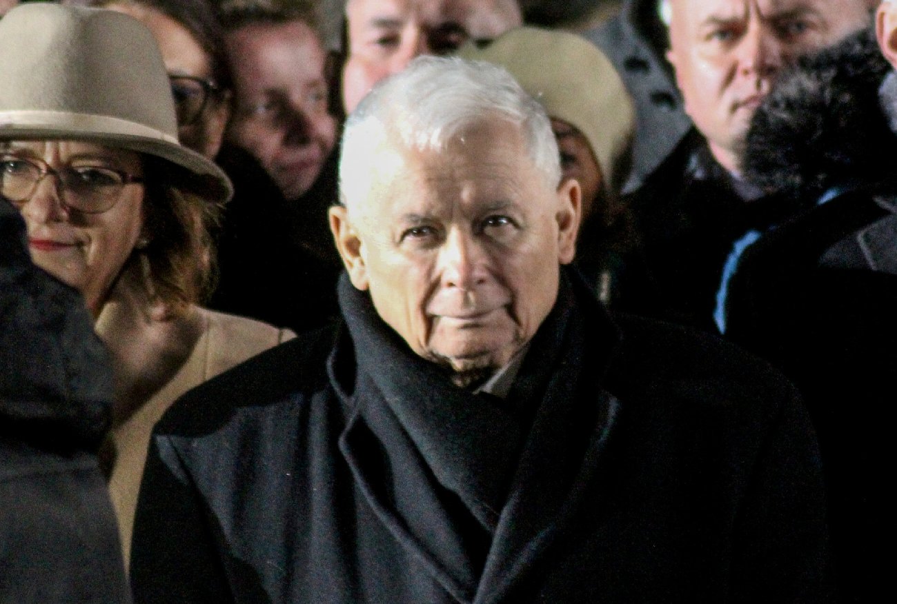 37 proc. i wciąż bez szans na władzę. Alarmujący sondaż dla Kaczyńskiego.