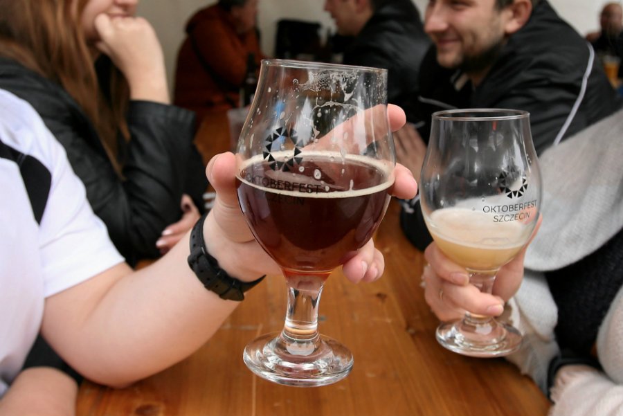 Rząd wprowadzi wzrost akcyzy na alkohol i wyroby tytoniowe od 1 stycznia 2020 r.