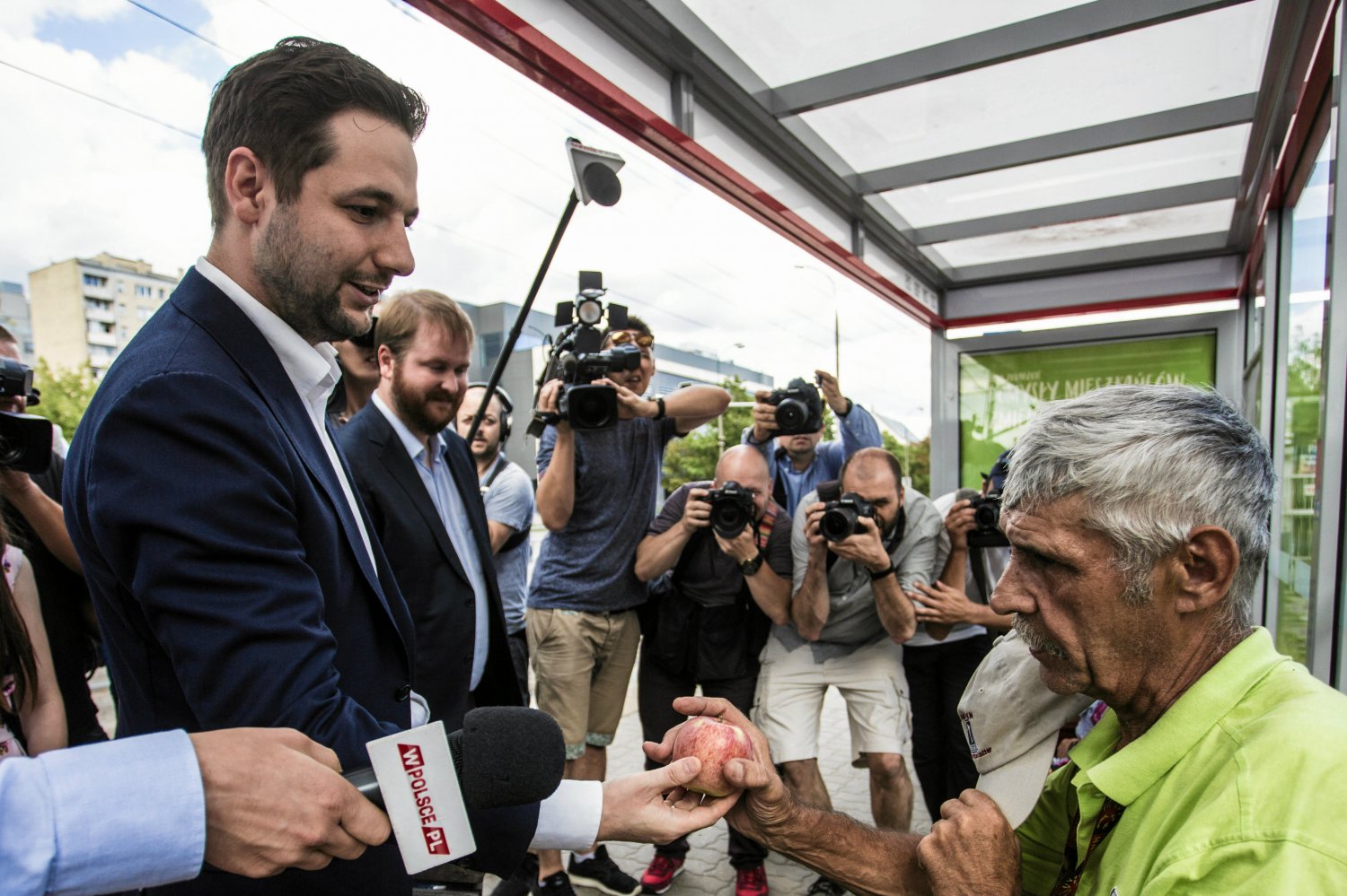 Rafał Trzaskowski wypowiedział się na temat wniosku Rafała Trzaskowskiego o delegalizację Obozu Narodowo-Radykalnego.