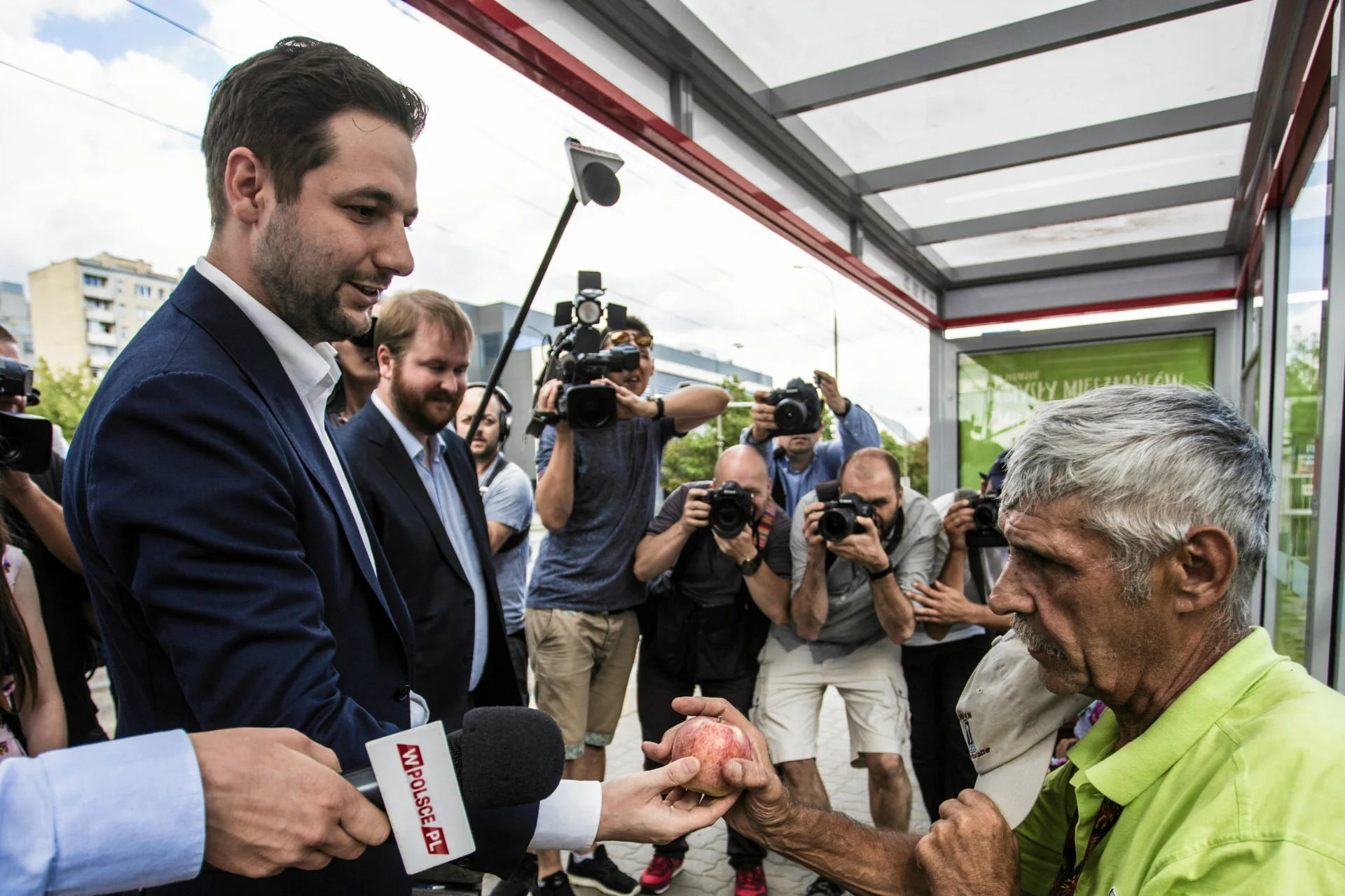 Rafał Trzaskowski wypowiedział się na temat wniosku Rafała Trzaskowskiego o delegalizację Obozu Narodowo-Radykalnego.