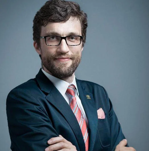 Rafał Górski od 20 lat udziela się społecznie i politycznie.