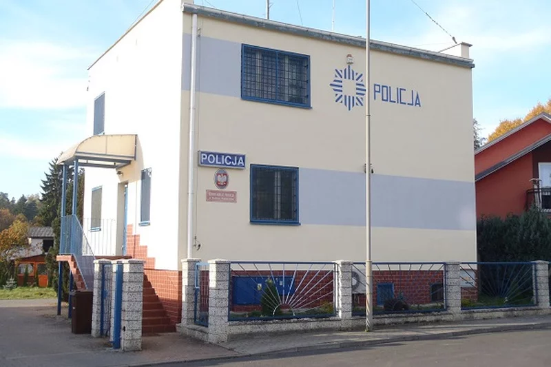 Komisariat w Kaliszu Pomorskim. Tu 18 października samobójstwo popełnił policjant Jan C.