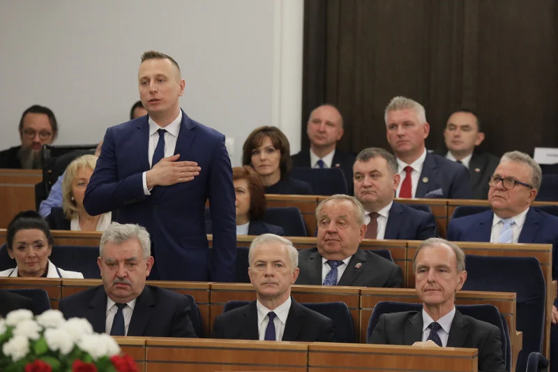 Pierwsze posiedzenie Senatu X kadencji.