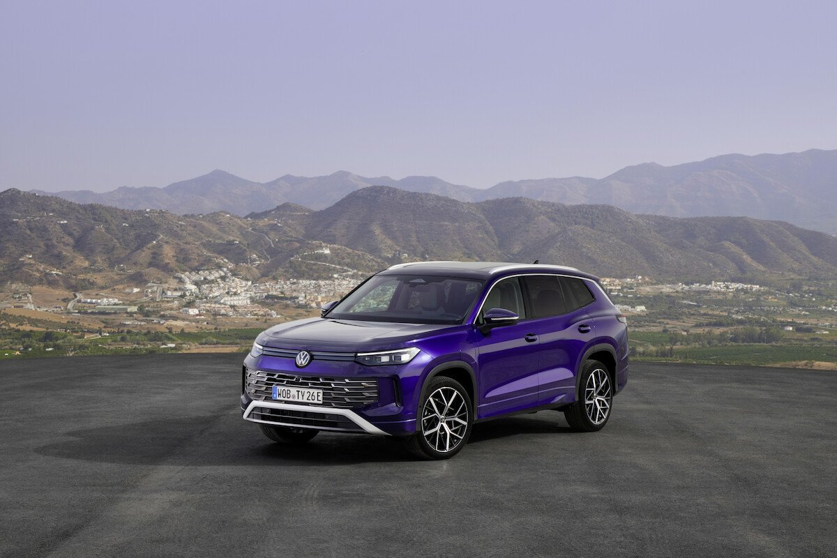 Volkswagen Tayron to drugi co do wielkości SUV marki z Wolfsburga w Europie oraz czwarty model produkowany w największej fabryce Grupy Volkswagen. Poznajcie jego główne atuty.