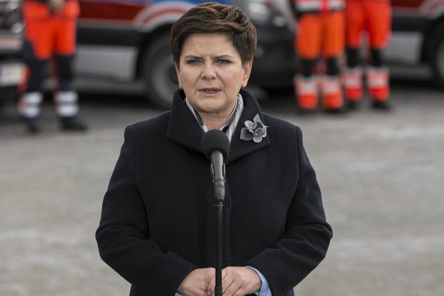 Beata Szydło mówi o zaangażowanych w spór polityczny pozarządowych organizacjach i zapowiada reformę finansowania NGO. Czy to będzie bat na fundacje , których prawica z jakichś powodów nie lubi?