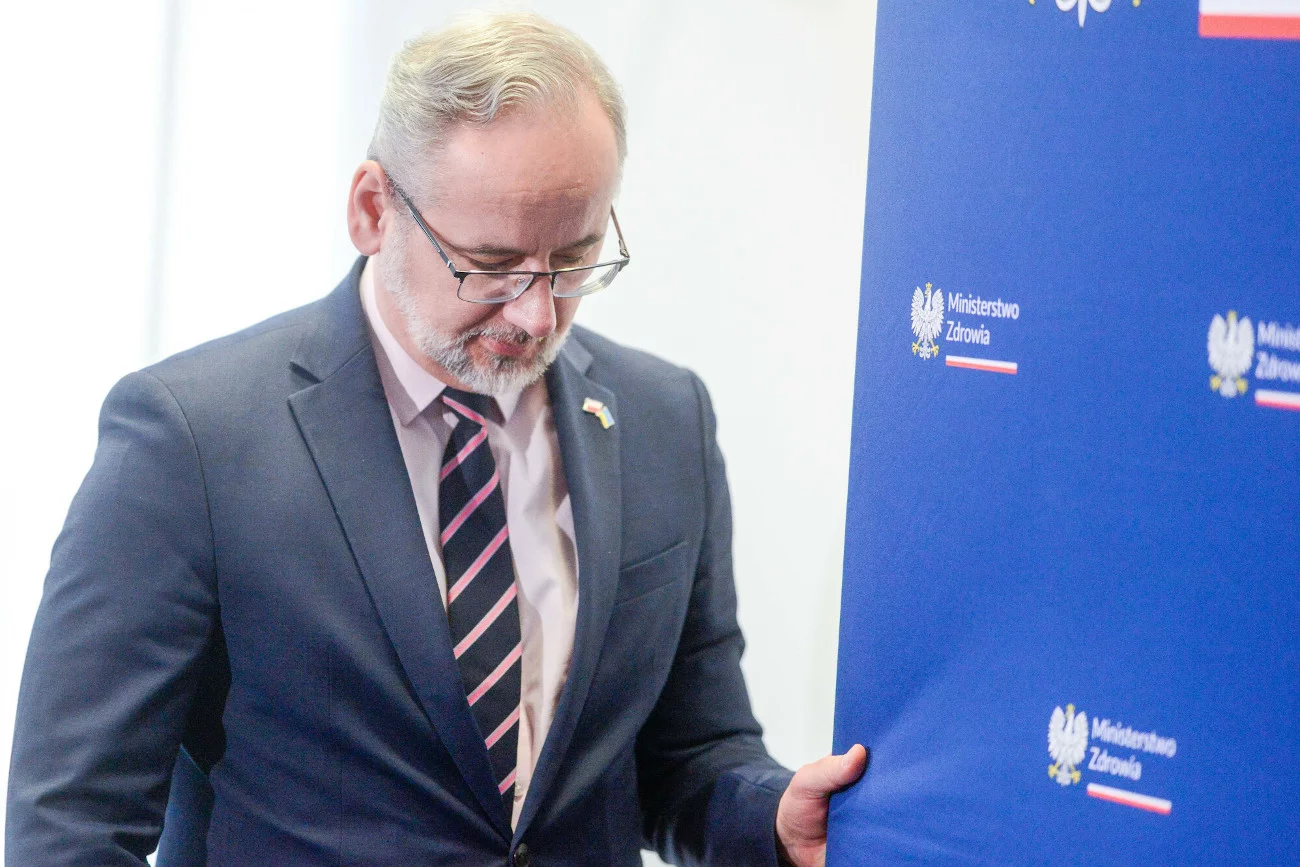 Po dymisji Adam Niedzielski nie będzie miał miękkiego politycznego lądowania.