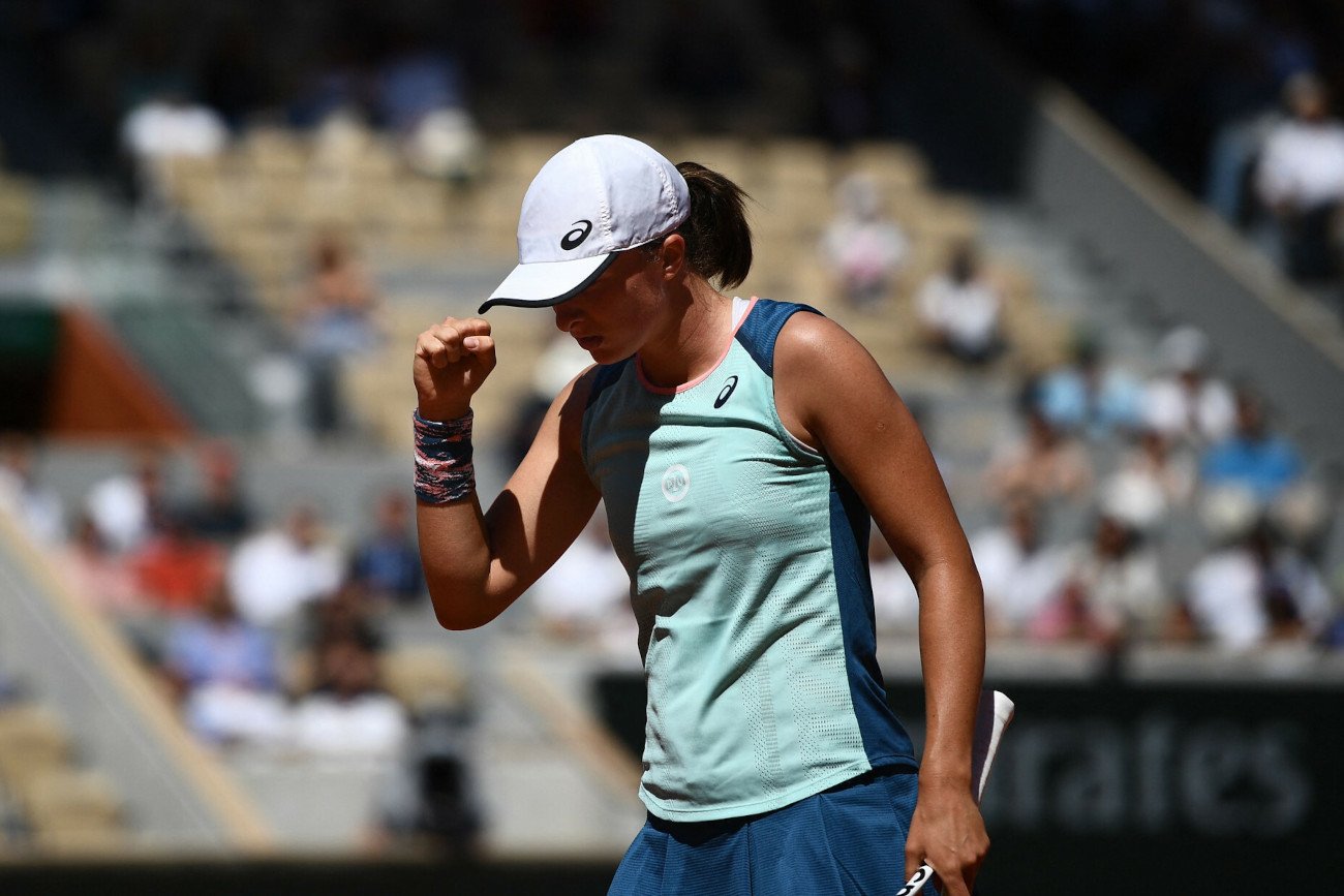 Iga Świątek jest liderką rankingu WTA, z kapitalną serią 34 wygranych meczów z rzędu.