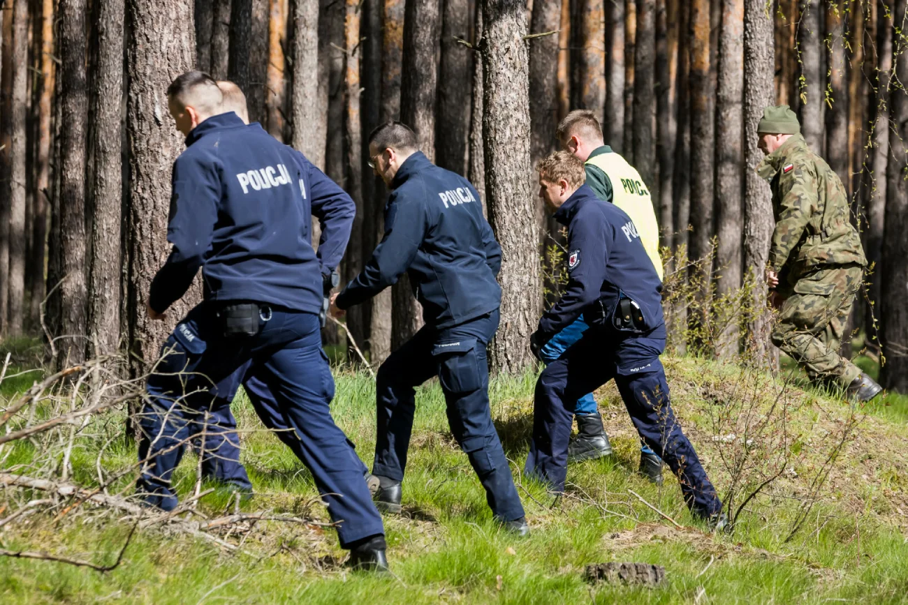 Bydgoszcz: Kto znalazł obiekt w lesie w Zamościu? Miał to być turysta