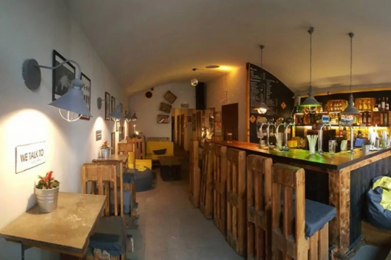 Lokal "Punkt docelowy" w Krakowie