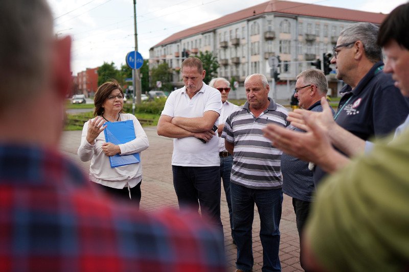 Pracownicy PKS Częstochowa poprosili Izabelę Leszczynę o pomoc. Posłanka Koalicji Obywatelskiej złożyła w tej sprawie interpelację.