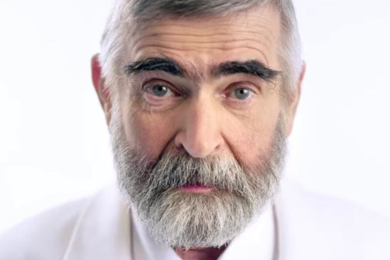 Janusz Rewiński zasłynął rolą gangstera "Siary" Siarzeckiego w filmie "Kiler" Juliusza Machulskiego.