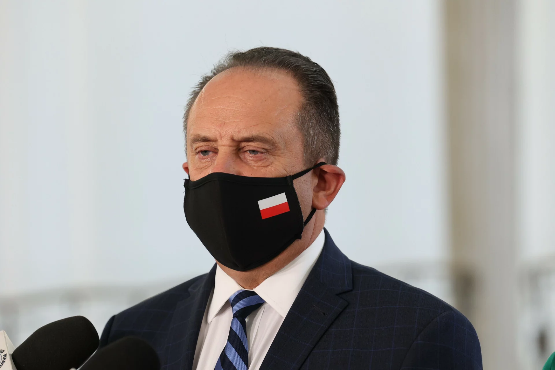 Wiceminister rozwoju i technologii Andrzej Gut-Mostowy zapowiedział, że rząd nie planuje nowych programów pomocowych. Jednocześnie zasugerował, że władza nie chce wprowadzać nowego lockdownu.