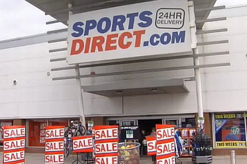 Była pracownica Sports Direct opowiedziała o warunkach pracy. Polacy pozwalają się wykorzystywać?