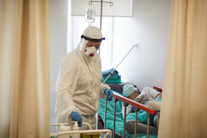 Szczyt zachorowań w Polsce z powodu koronawirusa może nastąpić 27 kwietnia.