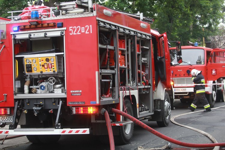 Wybuch miał miejsce w domu przy ulicy Kasztanowej w Białymstoku. Wybuch gazu w Białymstoku. Są relacje sąsiadów rodziny.