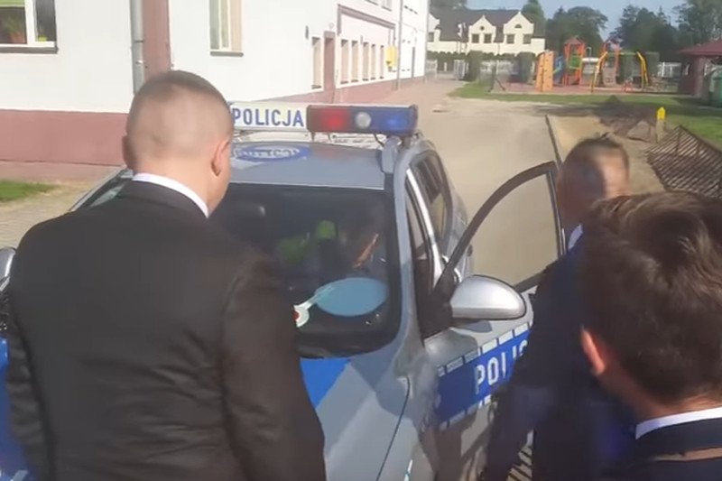 Tej policyjnej kontroli nowożeńcy nie zapomną do końca życia