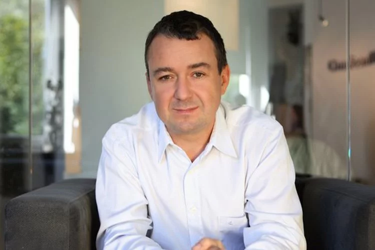 Jakub Bierzyński jest m.in. prezesem domu mediowego OMD oraz jednym z założycieli SMG/KRC Poland (dziś Millward Brawn).