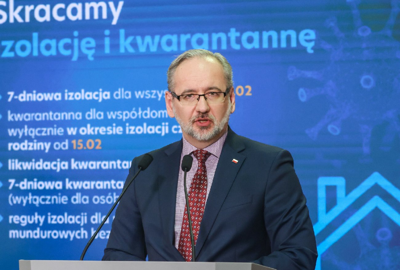 Adam Niedzielski przygotował rozporządzenie. Tu nie zdejmiemy maseczek