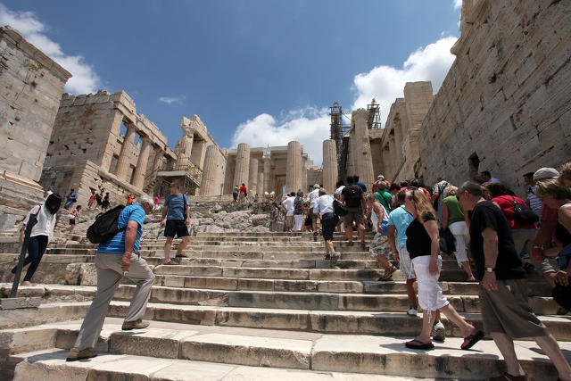 Okazuje się, że wakacje w Grecji są opłacalne i bezpieczne