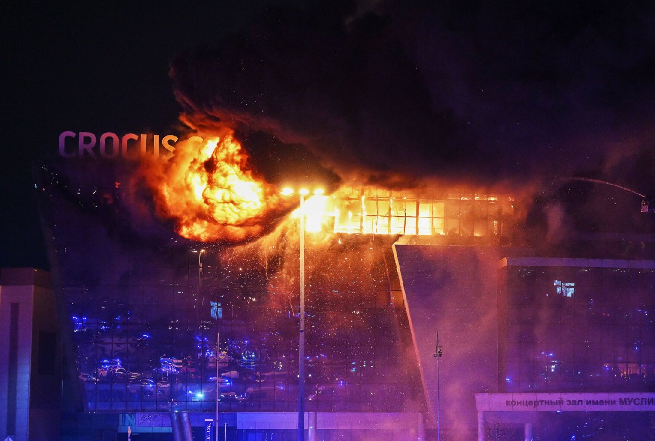 Zamach pod Moskwą. Rośnie bilans ofiar ataku terrorystycznego w Rosji