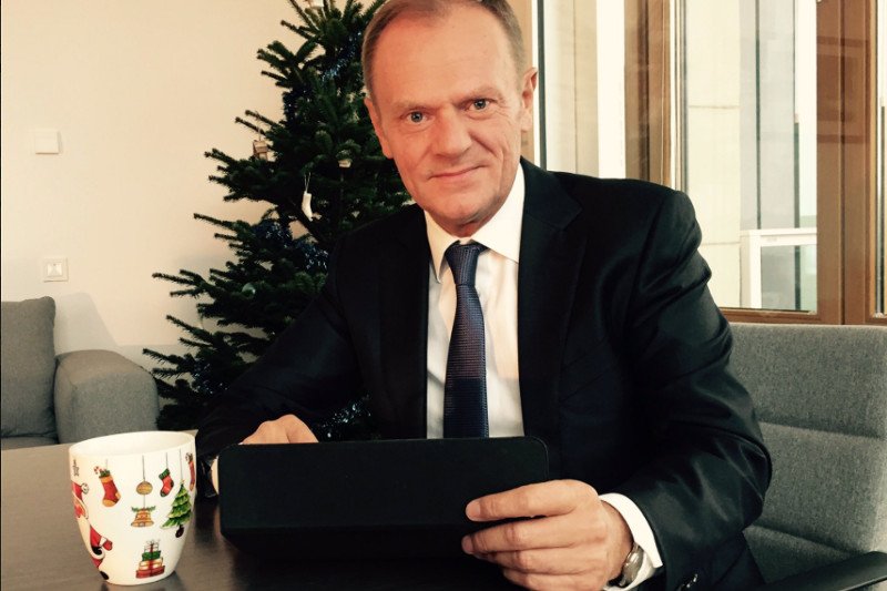 Donald Tusk napisał na Twitterze, że weźmie udział w akcji charytatywnej. Na reakcję internautów nie trzeba było długo czekać.