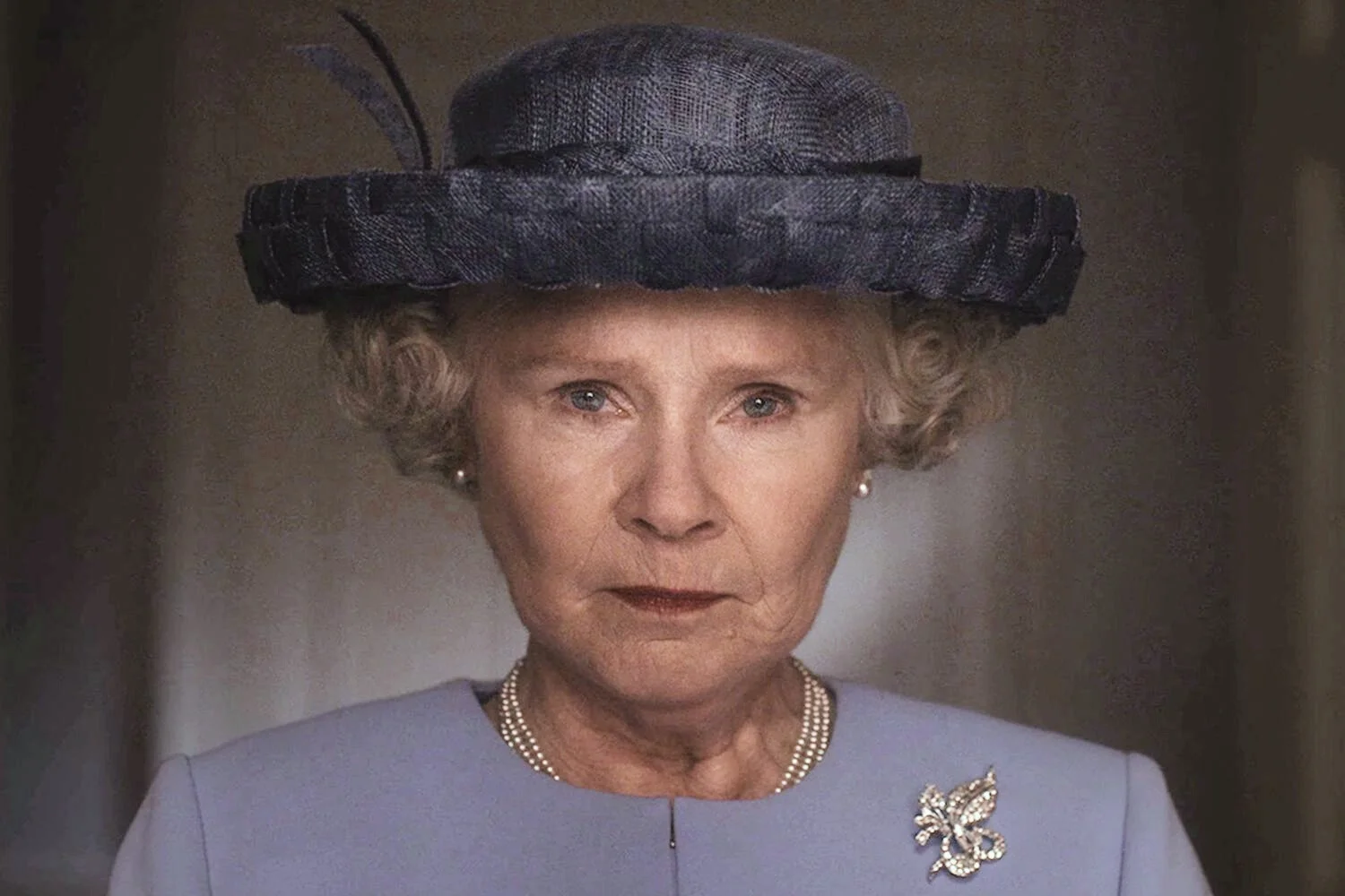 Netflix podał datę premiery dwóch części 6. sezonu "The Crown". Pokazał też intrygującą zapowiedź. Netflix podał datę premiery dwóch części 6. sezonu "The Crown". Pokazał też intrygującą zapowiedź.