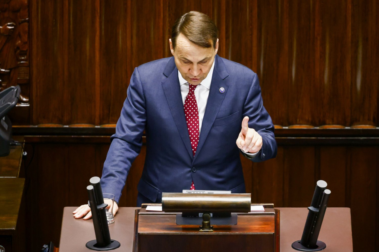 Radosław Sikorski zaapelował do Niemców ws. pomocy Ukrainie.