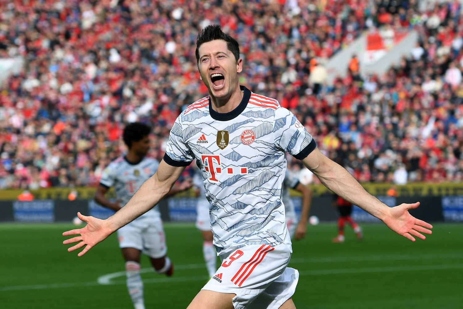 Robert Lewandowski jest jednym z faworytów do zdobycia Złotej Piłki