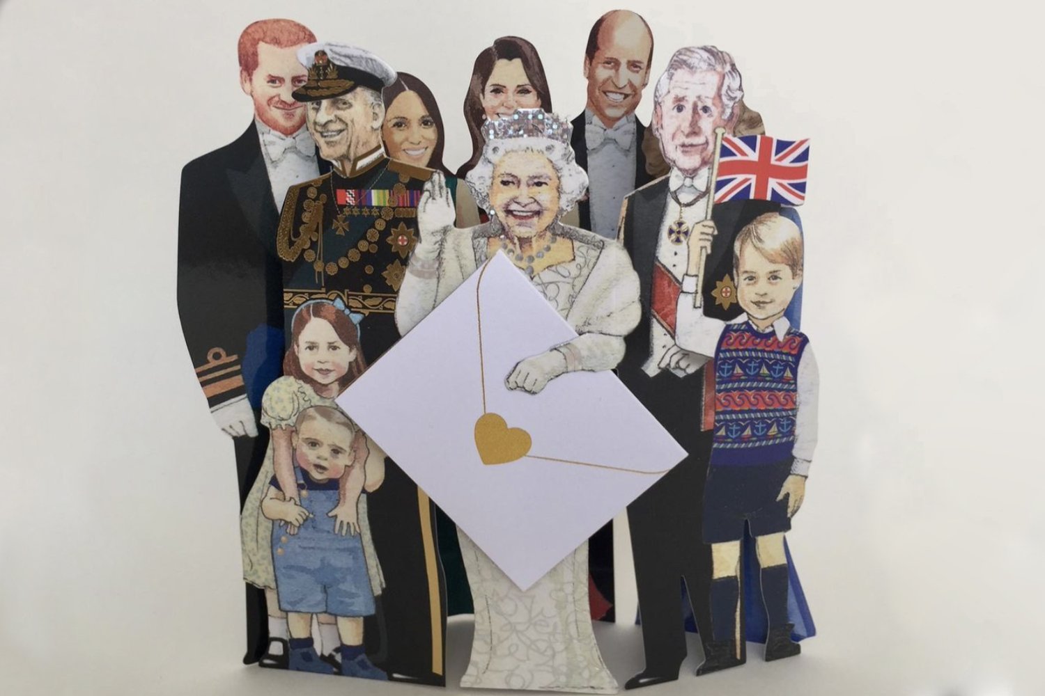 Gadżety z royalsami są prawdziwym hitem. Figurki z Elżbietą II czy suknia Meghan Markle sprzedały się na pieńku.