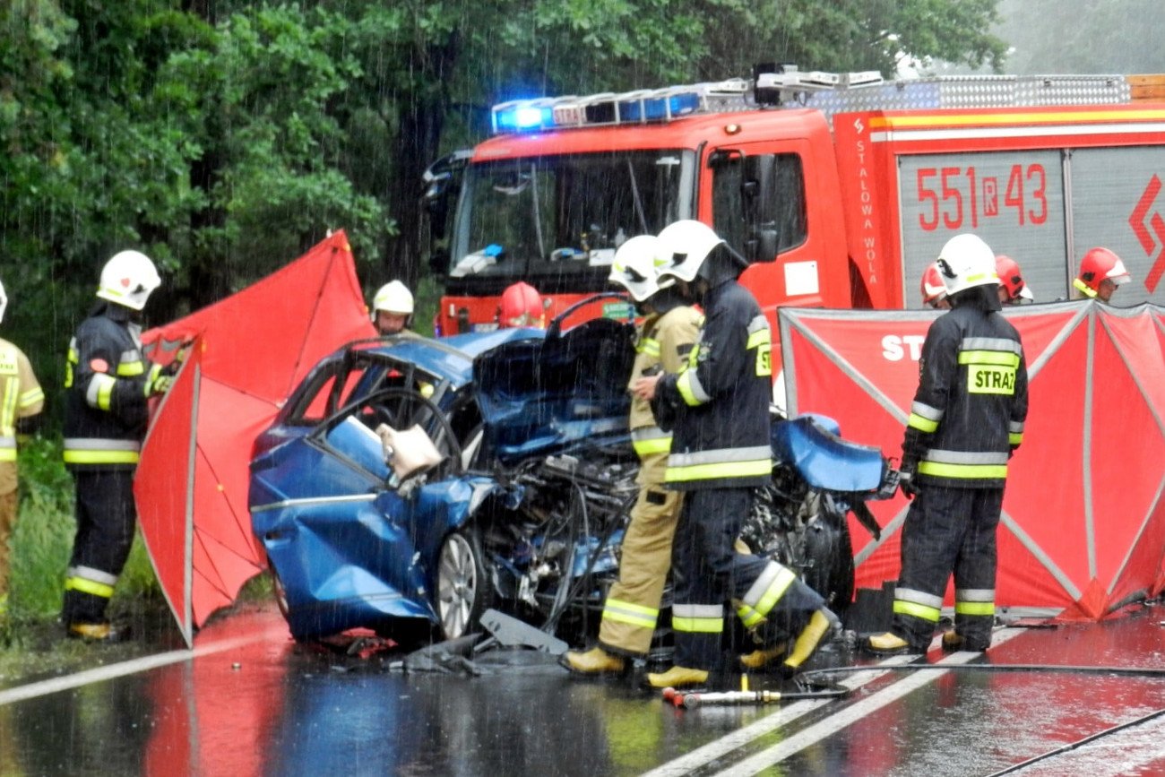 Strażak po tragicznym wypadku zajął się chłopcem, który stracił rodziców.