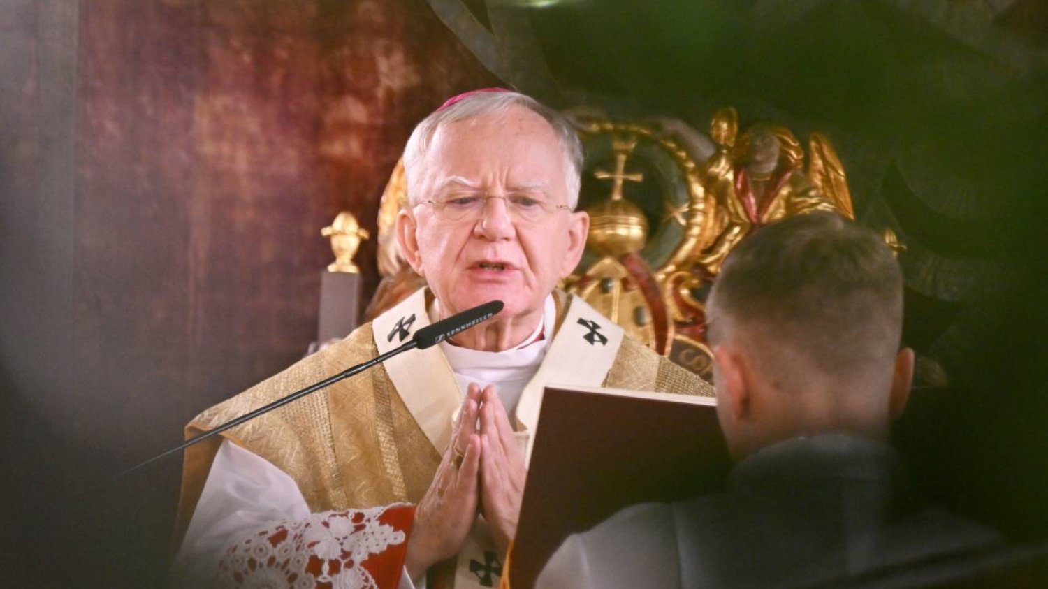 Religia w szkołach z mniejszą liczbą godzin. Abp Jędraszewski mówił o mroku