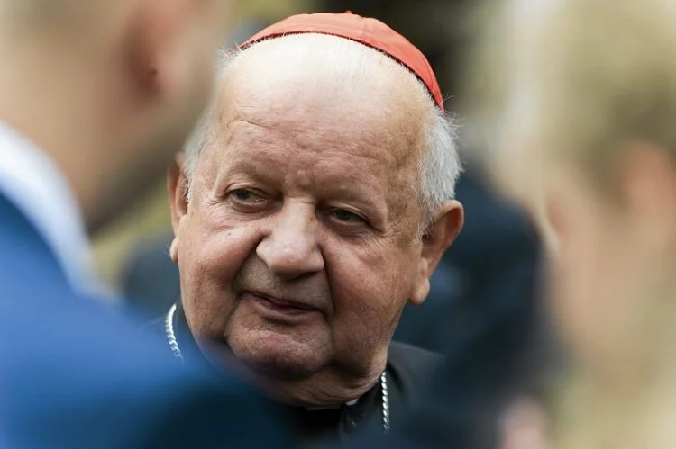 "Don Stanislao". Oświadczenie Dziwisza ws. reportażu.