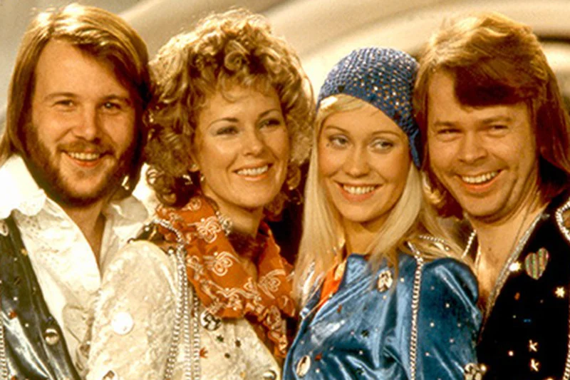 Kultowy zespół disco zapowiedział dwie nowe piosenki.