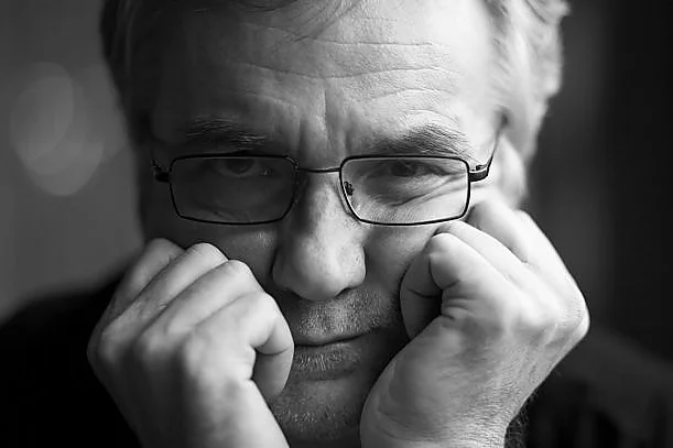 Jerzy Pilch chorował na parkinsona. Zmagania z chorobą opisał w "Dziennikach".