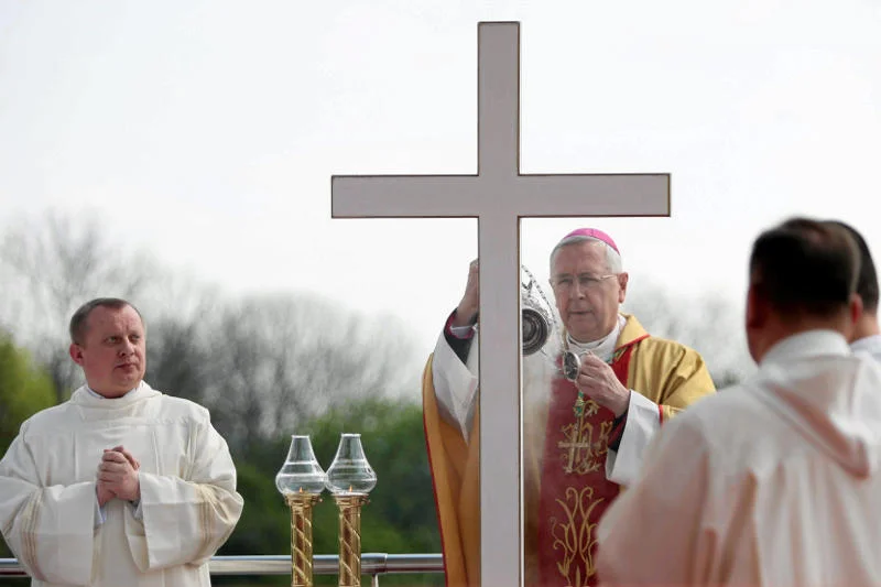 Arcybiskup Gądecki swoimi słowami o niedzieli zdenerwował Krzysztofa Grabowskiego.