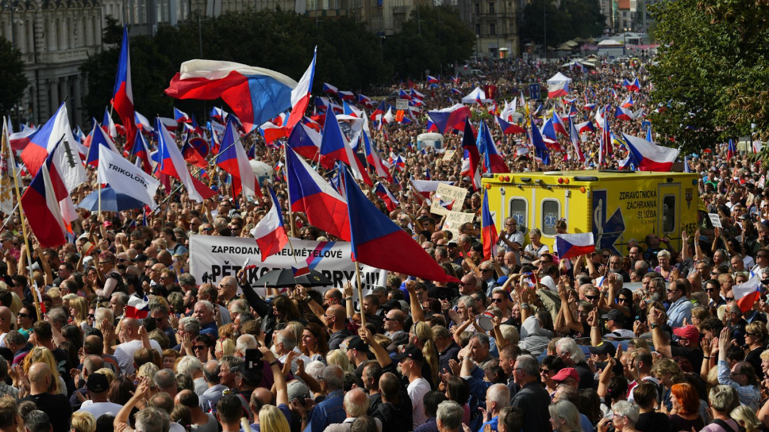 Na początku września tysiące Czechów wyszło na ulice w Pradze, protestując przeciwko rządowi i wysokim cenom energii.