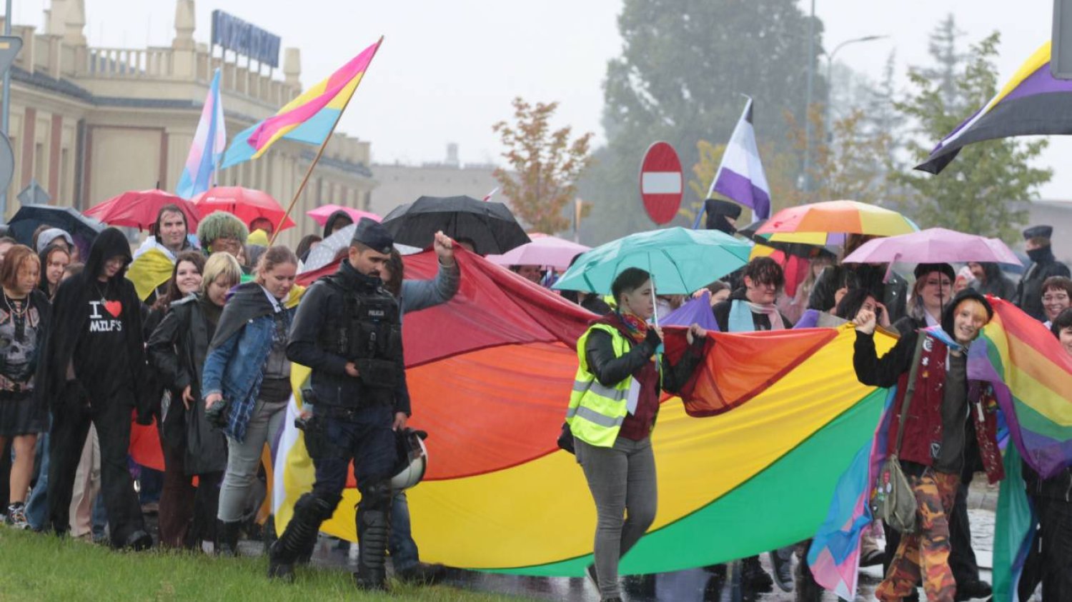 Organizacje LGBT otrzymują listy z pogróżkami od nadawcy podpisującego się jako "Pierwszy Batalion Narodowy"