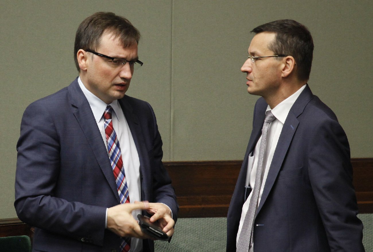 Zbigniew Ziobro straszy Mateusza Morawieckiego? Premier na liście podejrzanych.