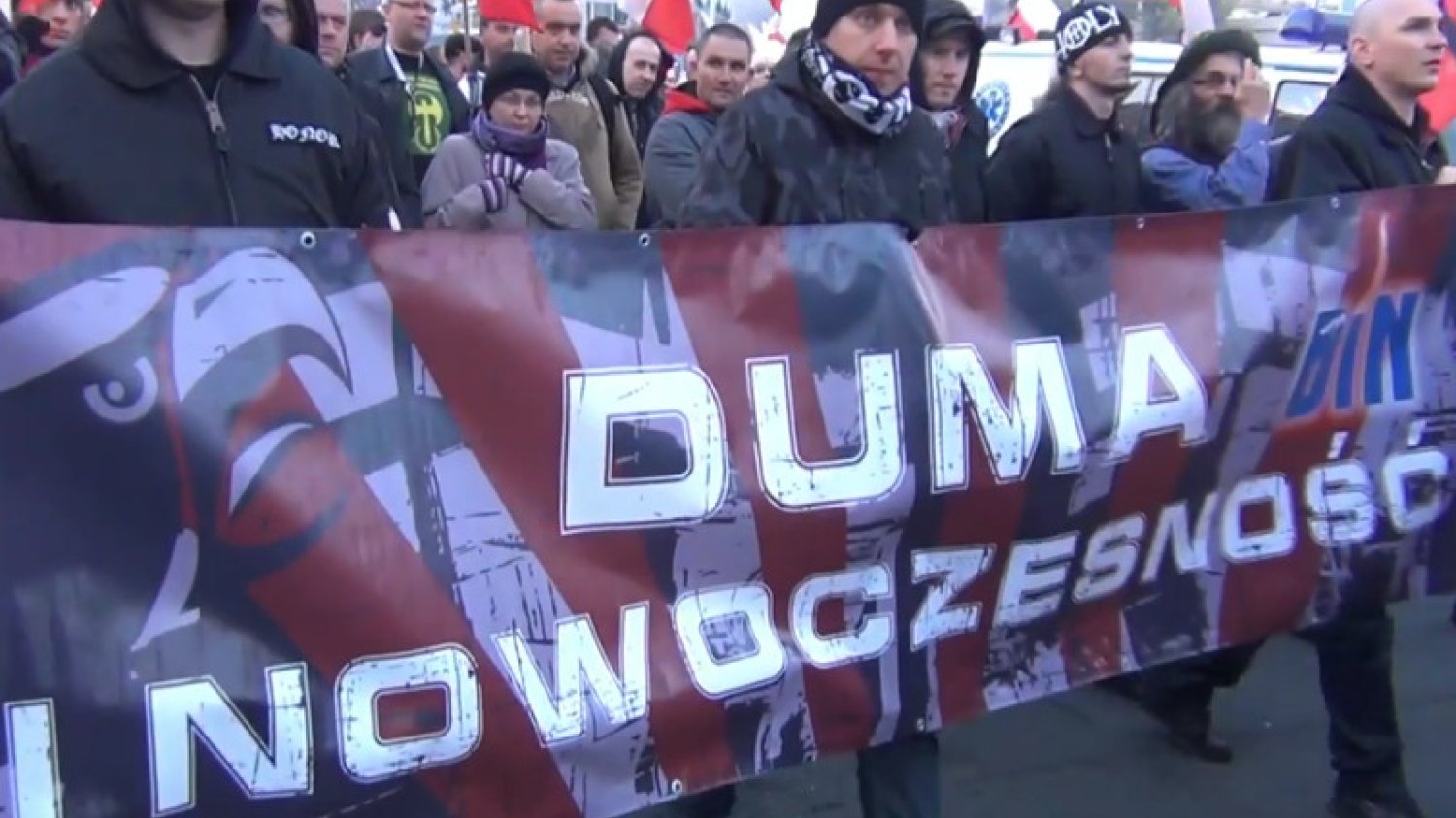 Członkowie organizacji Duma i Nowoczesność wielokrotnie pojawiali się na manifestacjach, choćby w Warszawie.