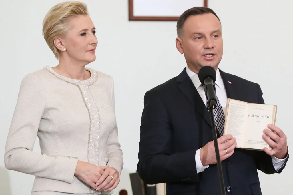 "Przedwiośnie" zostało wybrane na tegoroczne Narodowe Czytanie. Powieść Stefana Żeromskiego doczekała się też okrojonej adaptacji