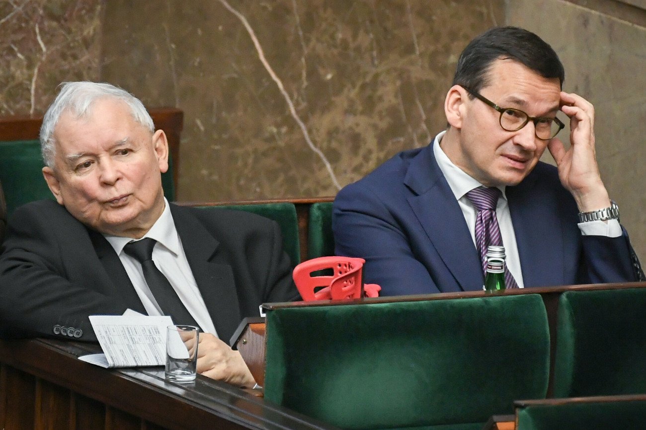 Tylko 0,3 proc. ankietowanych oceniło w sondażu United Surveys, że wzrost cen energii to wina zaniedbań w latach 2007-2015, czyli w okresie rządów Platformy Obywatelskiej.