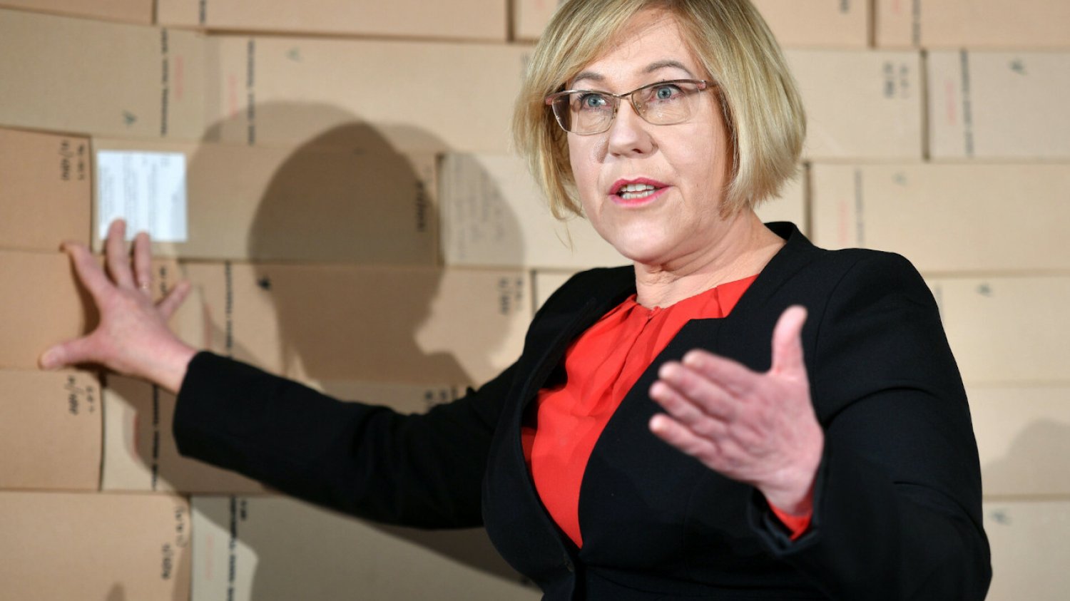 Małopolska kurator oświaty Barbara Nowak nie od dziś budzi kontrowersje. Jak odbierają ją w PiS?