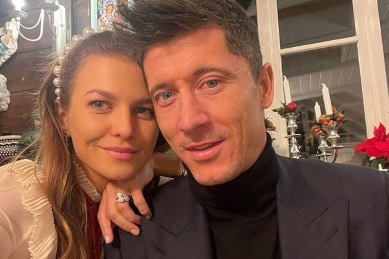 Anna i Robert Lewandowscy już przygotowują dom na święta.